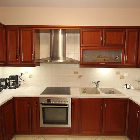 Spacious Country Apartment วราโวนา ภายนอก รูปภาพ